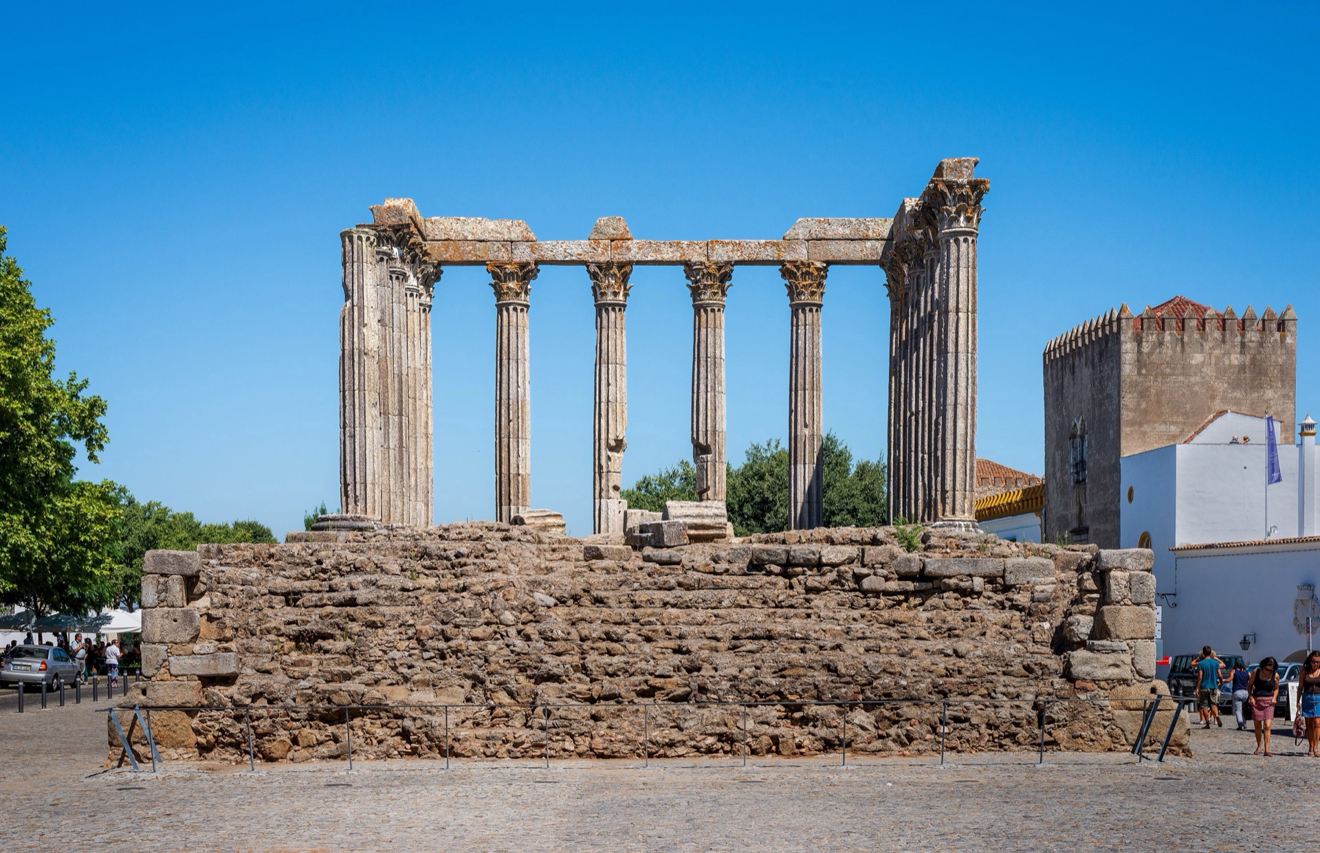 Roman Temple of Evora - 2
